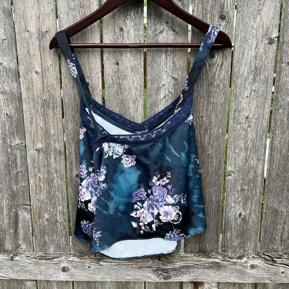 URBAN OUTFITTERS Leandra Whimsigoth Floral Lace Silk Feel Cami, Black/Blue-Large - Picture 4 of 9